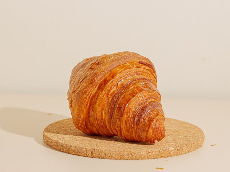 Apple TV Channels intègre le service de streaming d’anime Crunchyroll crunchyroll est une plateforme de streaming dédiée à l'animation japonaise, offrant un large catalogue de mangas, d'animes et de dramas en hd, disponibles en streaming légal.