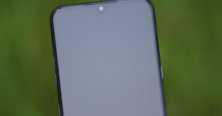 découvrez les smartphones pliables, alliant innovation et praticité pour une expérience mobile révolutionnaire. profitez d’un design compact et d’un écran adaptable pour une utilisation optimale.