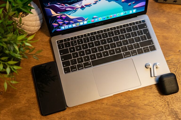découvrez le macbook air m5 speed, alliant performance exceptionnelle et design ultra-fin pour une expérience utilisateur fluide et rapide.