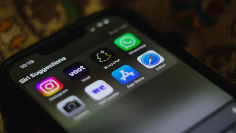 Detailed view of a smartphone home screen displaying various social media and utility apps.