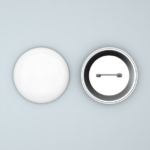 Pin IA Apple pour 2027 : Siri a déjà du travail Mockup image featuring two blank pin-back buttons on a neutral background, ideal for branding.